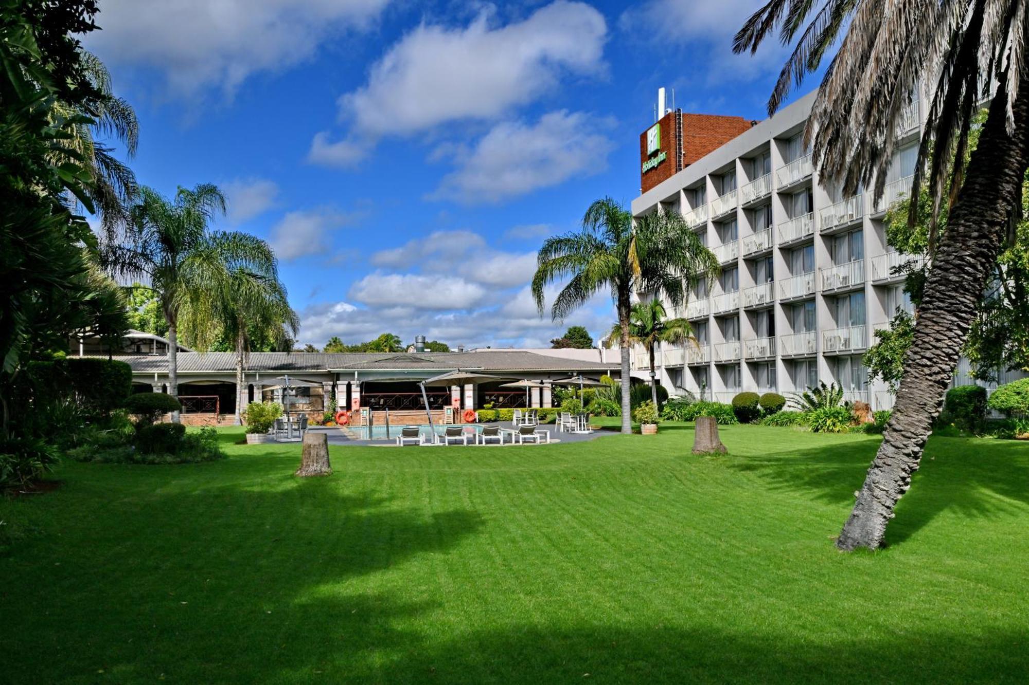 Holiday Inn - Bulawayo By Ihg מראה חיצוני תמונה