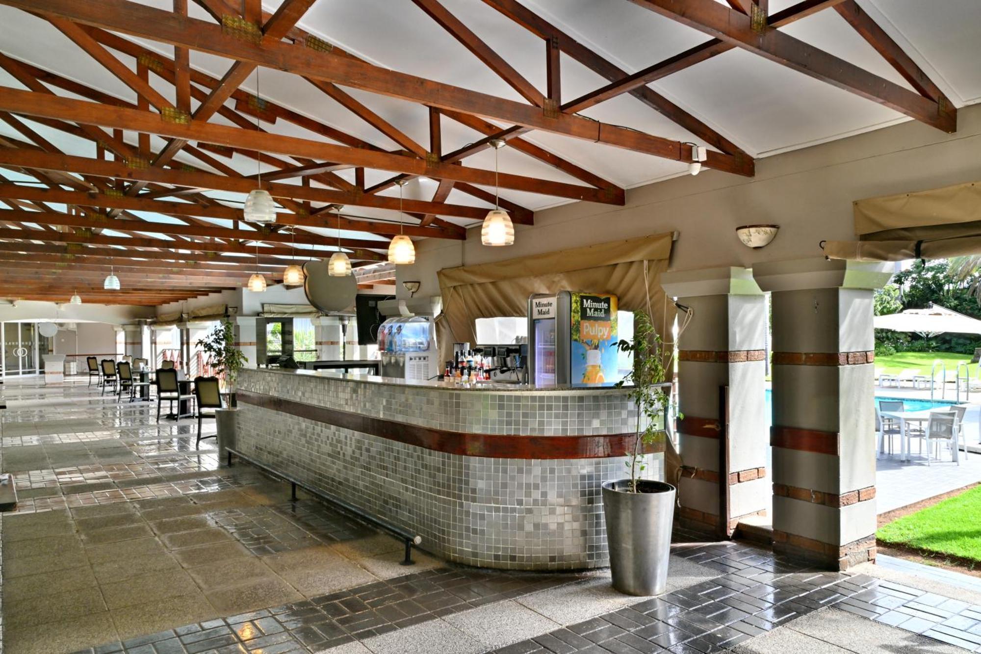 Holiday Inn - Bulawayo By Ihg מראה חיצוני תמונה