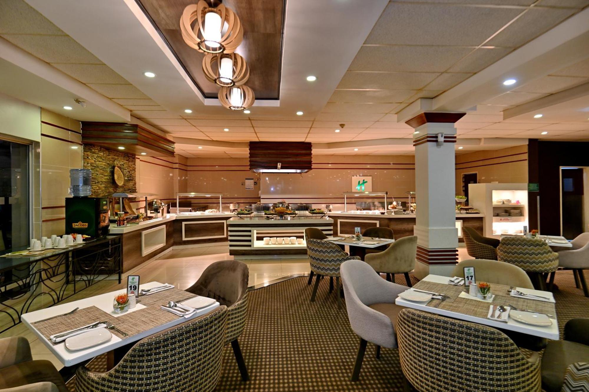 Holiday Inn - Bulawayo By Ihg מראה חיצוני תמונה