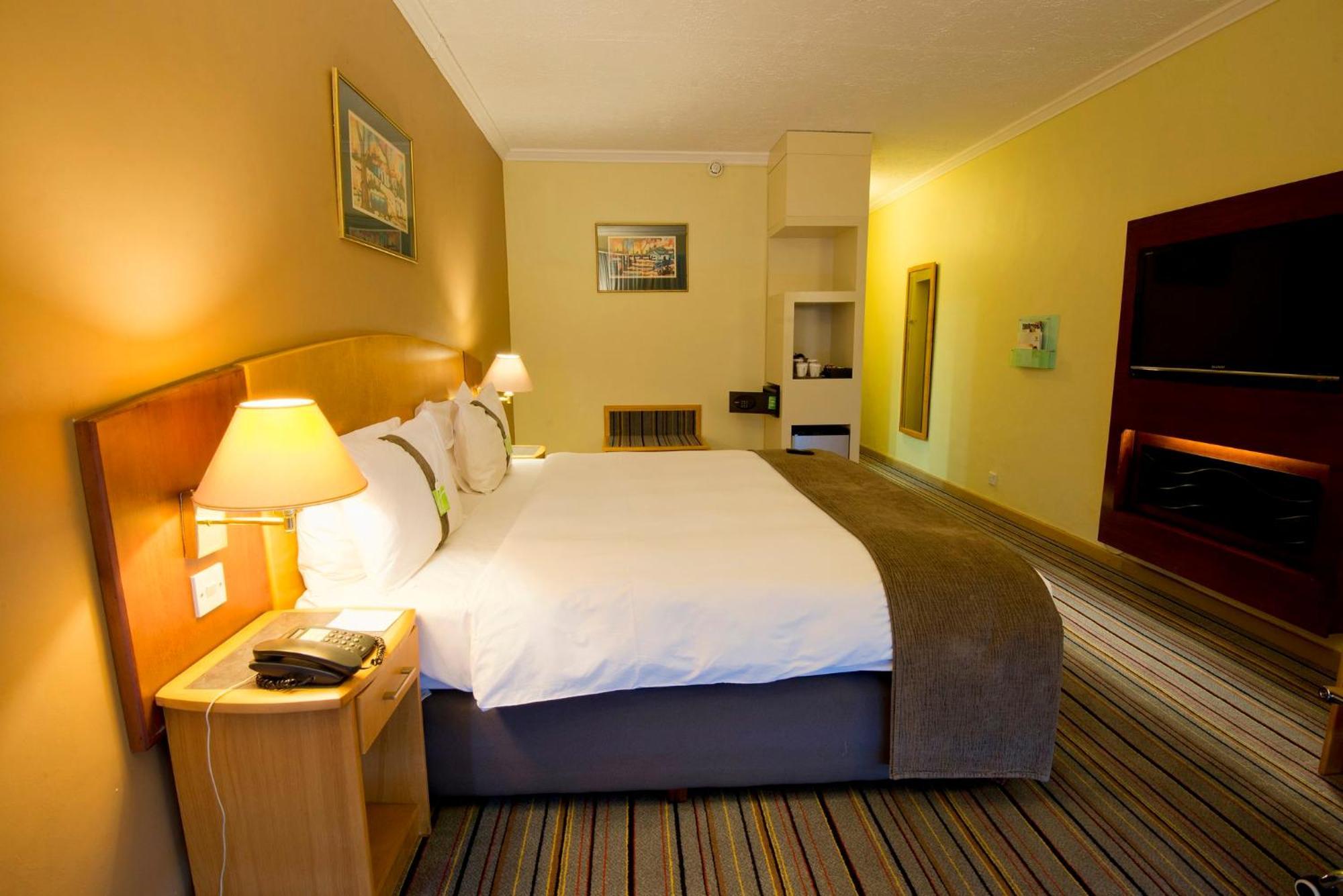 Holiday Inn - Bulawayo By Ihg מראה חיצוני תמונה
